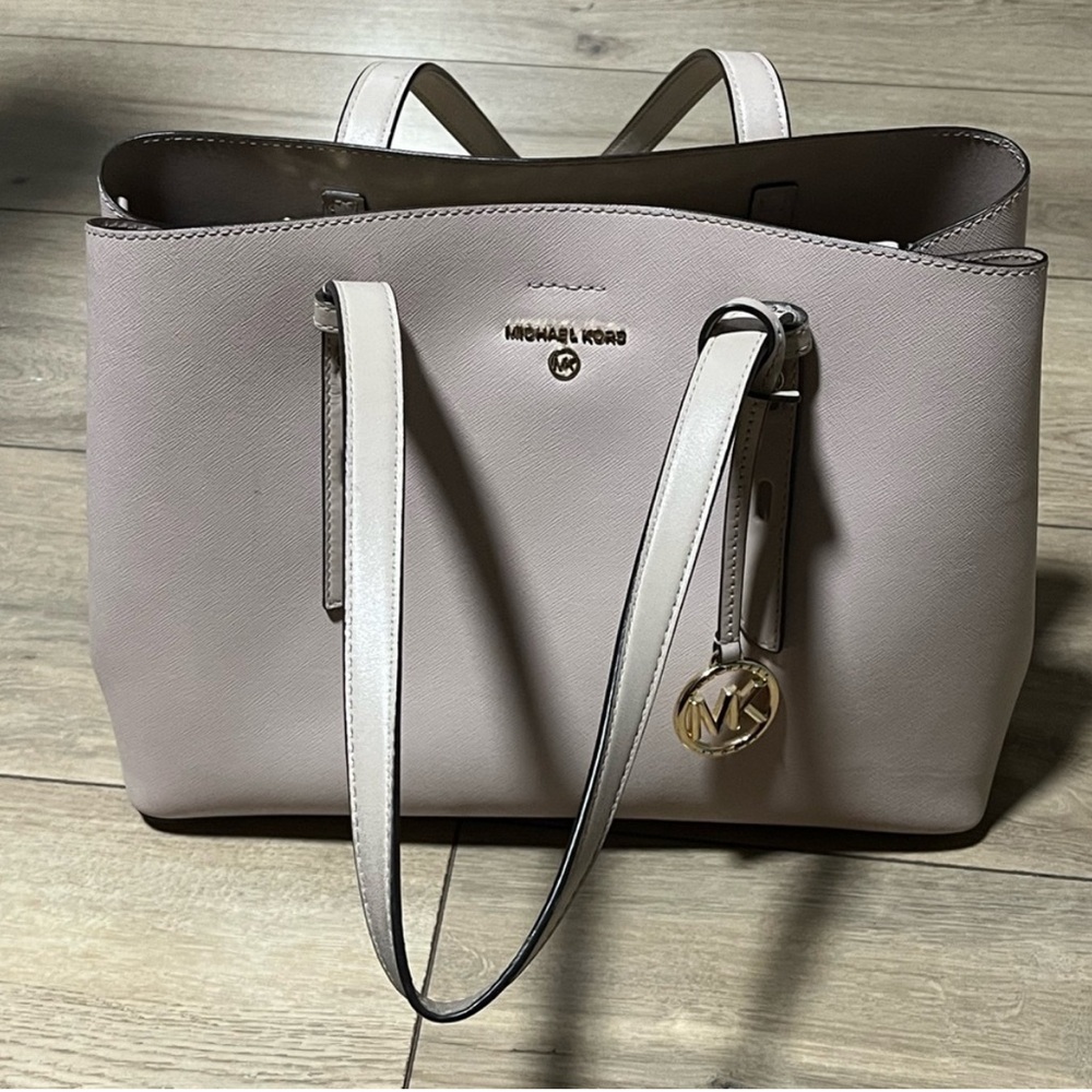 Michael Kors Pale Pink Saffiano Leather Shoulder Bag